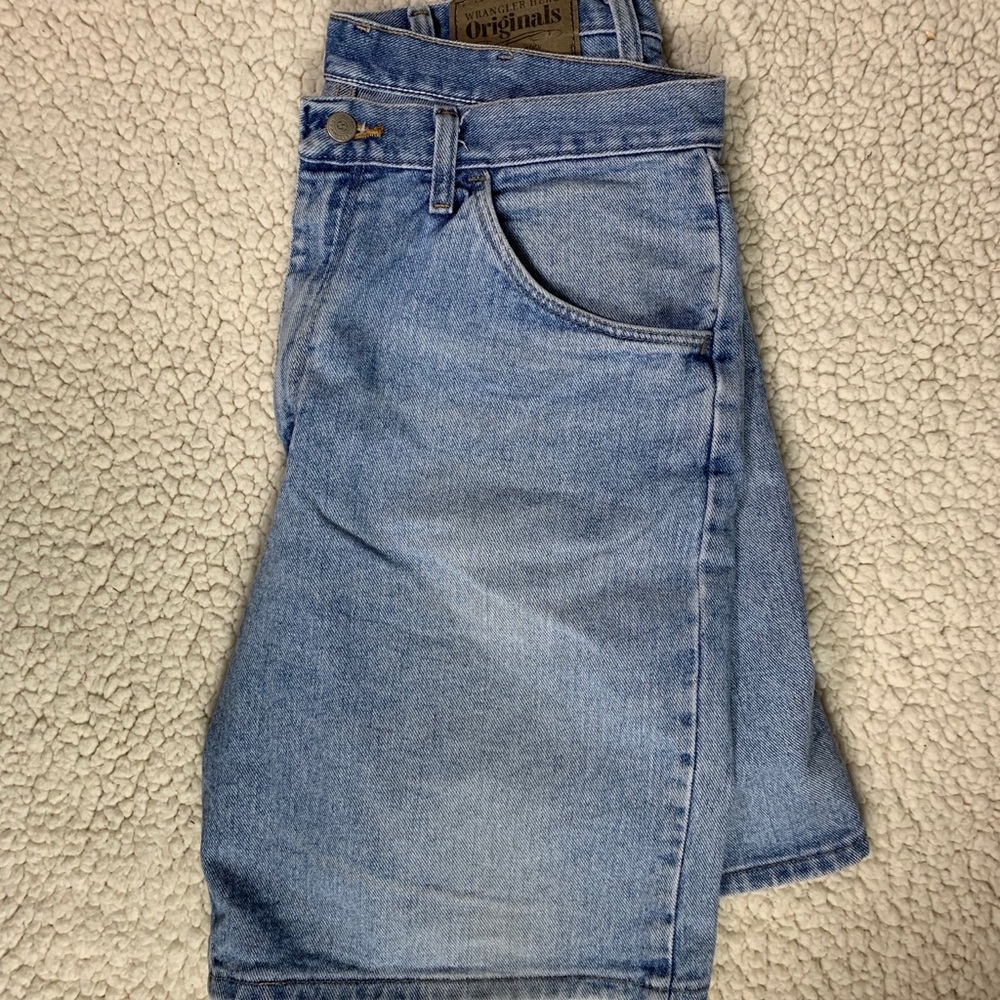 Men’s Wrangler shorts size 34